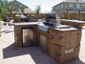 Outdoor Kitchens and BBQ #032 by Quality Custom Pools